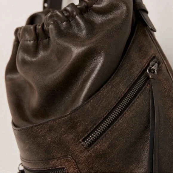 Gorgeous, Free People Tyra Bucket Bag❤️ NWOT - Picture 5 of 9